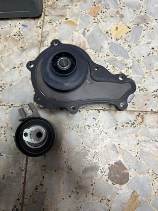 Bomba de agua Peugeot 207 1.6 2009