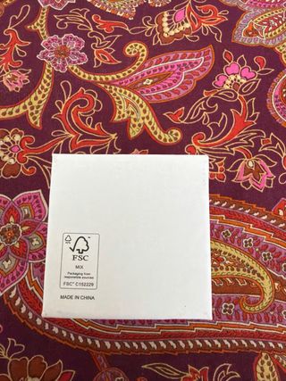 Caja Pandora pendientes blanca