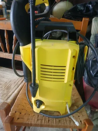 Hidrolimpiadora Karcher Amarilla