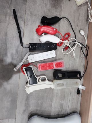 Nintendo Wii Negra + Accesorios