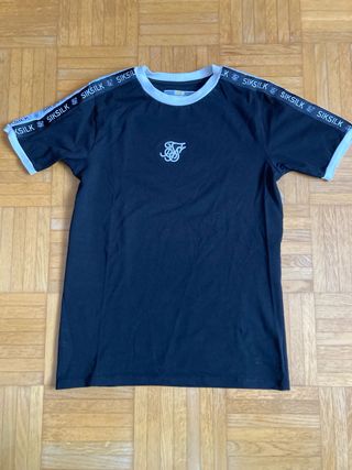 Camiseta SikSilk Negra con Logo