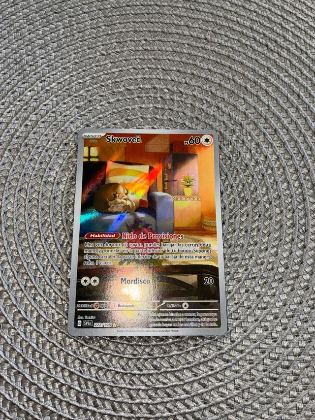 Carta Pokémon Skwovet 