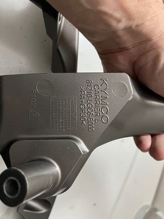 Asideras Kymco AK 550