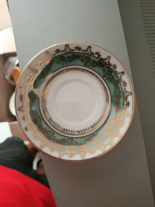 Platos de café decorativos de porcelana dorada