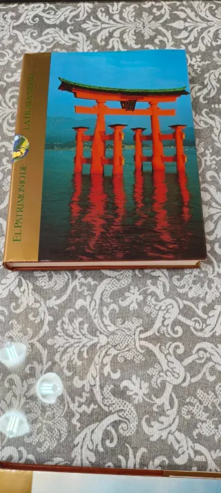 Lote de 7 libros. El Patrimonio de la Humanidad.