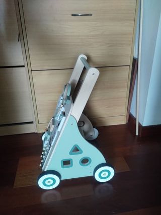 Andador correpasillos de madera