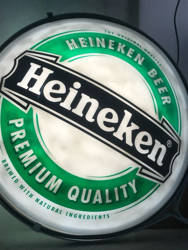 Luminoso Heineken