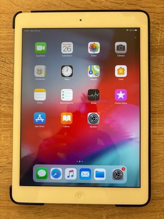 Apple iPad Air Wi-Fi 16GB