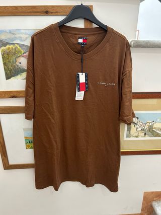 T-shirt Tommy Jeans marrone taglia 4XL