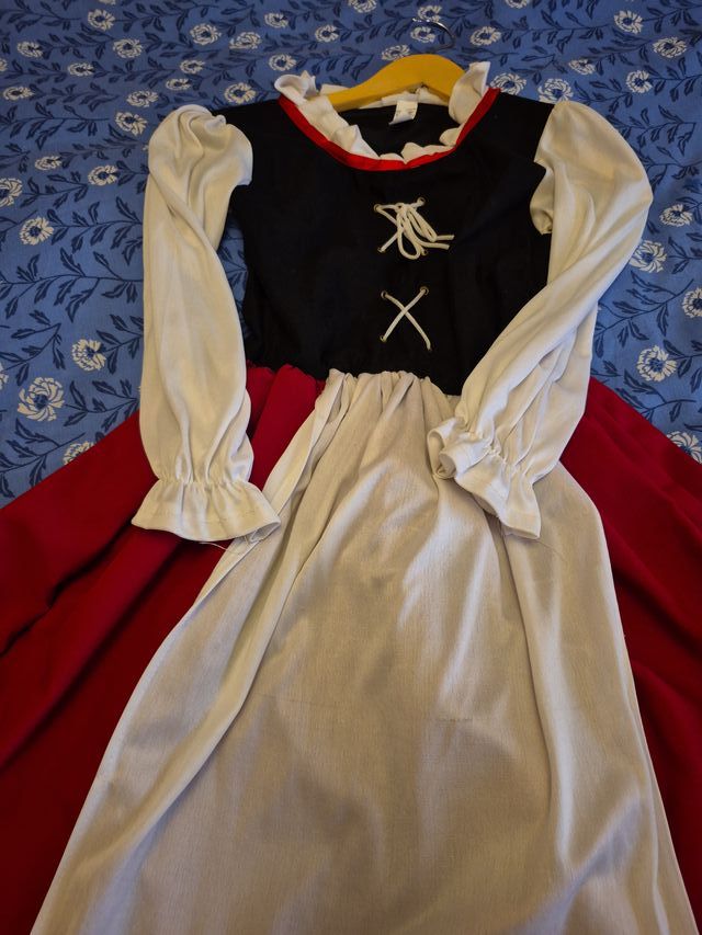 Vestido Pastora/Medieval 10-12 años.