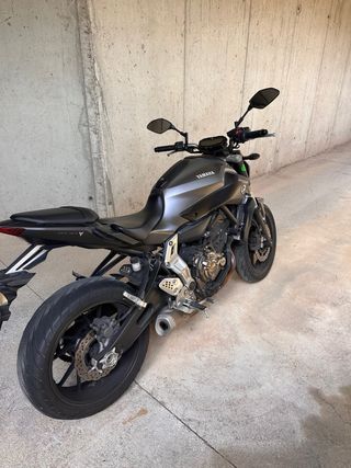 Yamaha MT-07