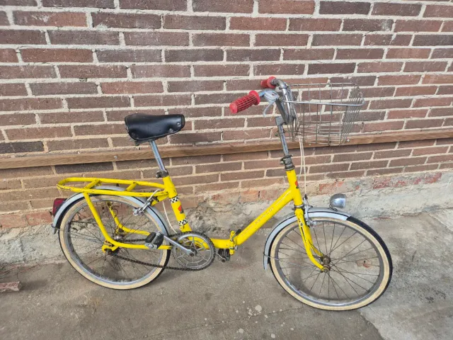 Bicicleta Peugeot Amarilla Vintage
