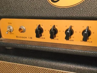 Suhr Badger 18 Half Stack Amplificador Guitarra