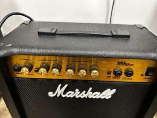 Amplificador Guitarra Marshall MG15CD