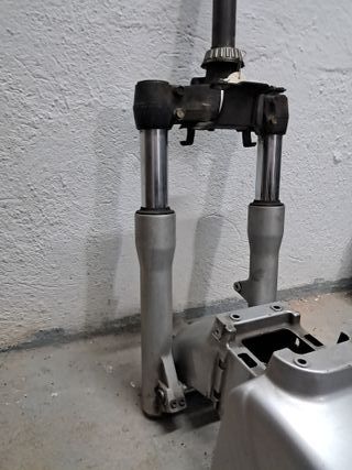 Horquilla y guardabarros Piaggio Beverly 400ie