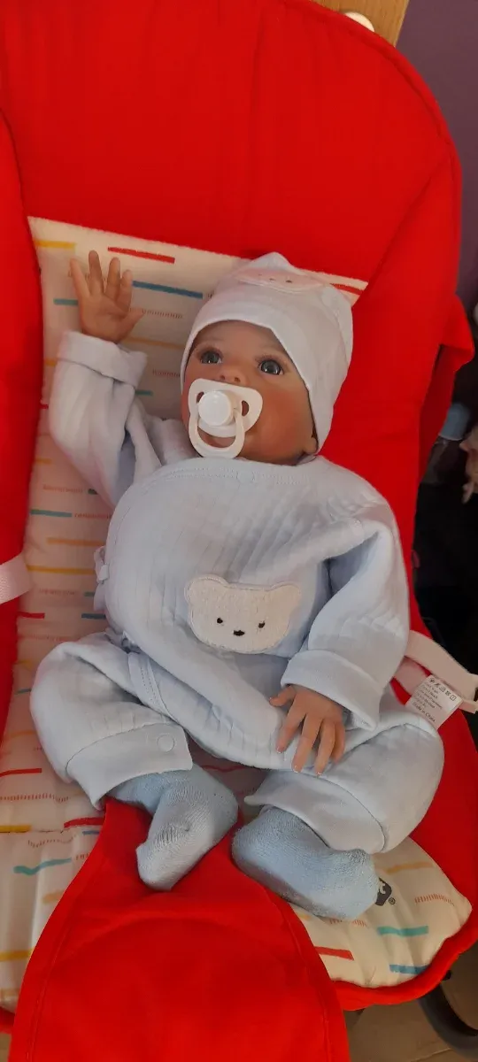 Muñeco Reborn Bebé con Chupete