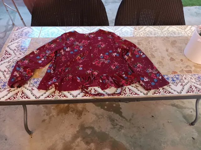 Camiseta Lefties floral manga larga talla S