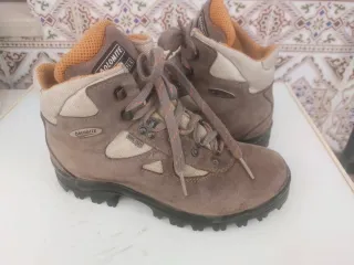 Botas Trekking Dolomite Gore-Tex 