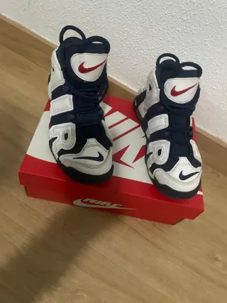 Zapatillas Nike Air More Uptempo Niños número 35