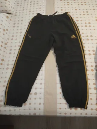 Pantalón chándal Real Madrid Adidas Negro Dorado
