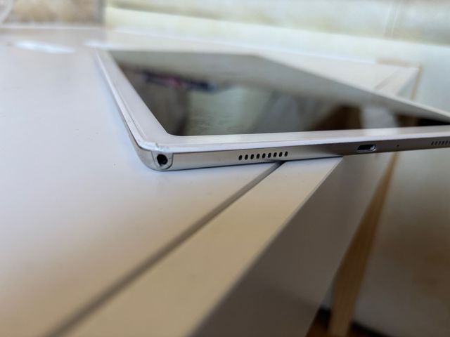 Tablet Samsung SM-T500 Blanca