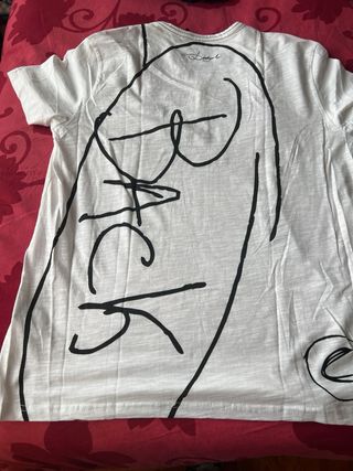 Camiseta Desigual Blanca Estampada