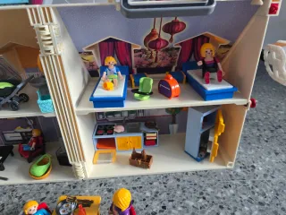 Casa Playmobil con accesorios
