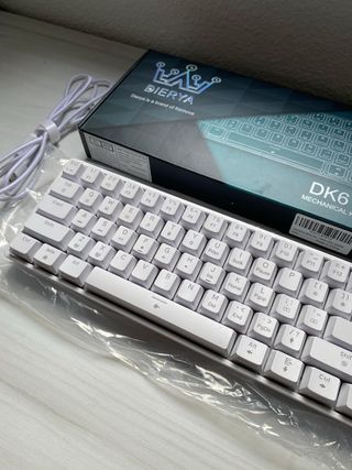 Dierya DK61SE Teclado Mecánico 60% Blanco
