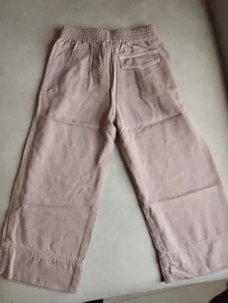 Pantalón Zara niña chino tobillo rosa