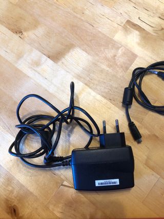 Teclado Casio Rojo con pedal. Casiotone CT-S200