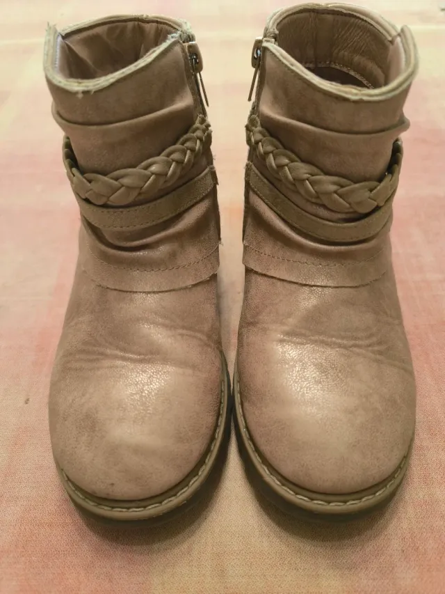 Botines niña rosé talla 32