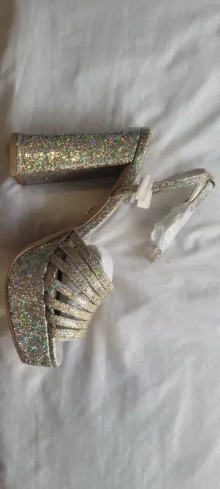 Sandalias Kurt Geiger london sin estrenar