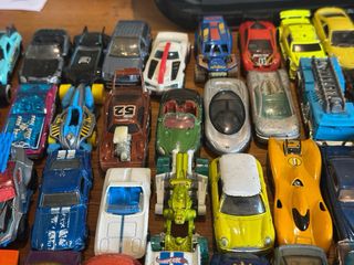 Lotto +100 auto Hot Wheels