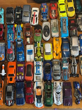 Lotto +100 auto Hot Wheels