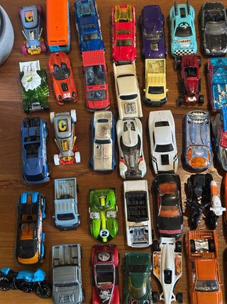 Lotto +100 auto Hot Wheels