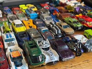 Lotto +100 auto Hot Wheels