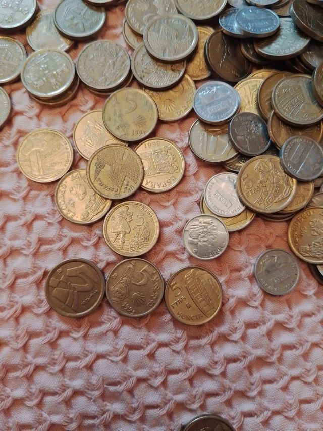 Lote monedas 1 y 5 pesetas