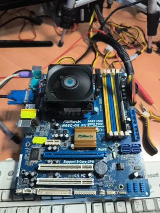 Placa Base ASRock N68C-GS FX + CPU + RAM