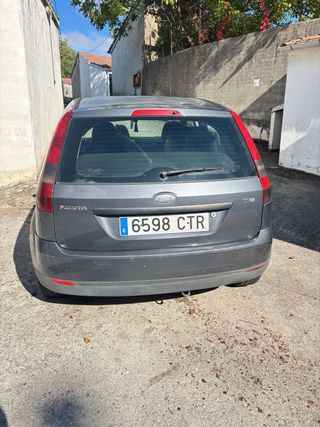Ford Fiesta 2004
