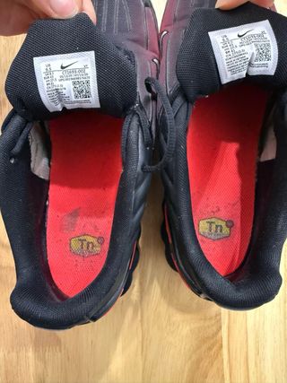 Nike Air Max TN PLUS III Negro Rojo