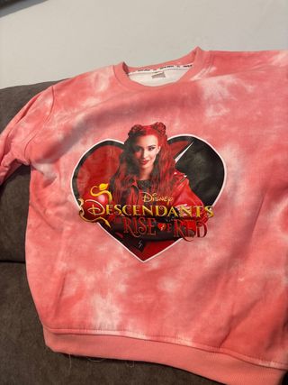 Sudadera Disney Descendientes Rise of Red
talla 11