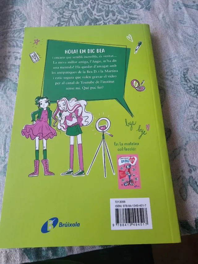 Em dic Bea, 2. Amistat en perill