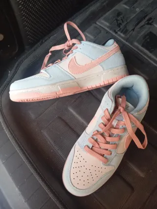 Scarpe Nike Donna Blu e Rosa e bianche vedi