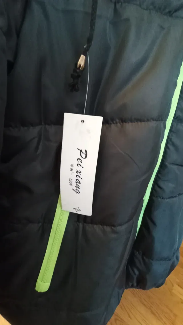 Cazadora Le Coq Sportif Negra y Verde Hombre