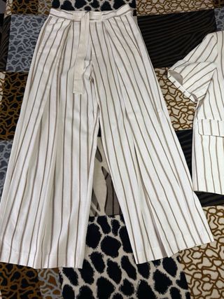 Conjunto pantalón pinzas y blazer rayas