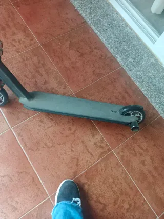 Patinete plegable negro