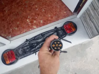 Portamatrículas con pilotos para portabicicletas