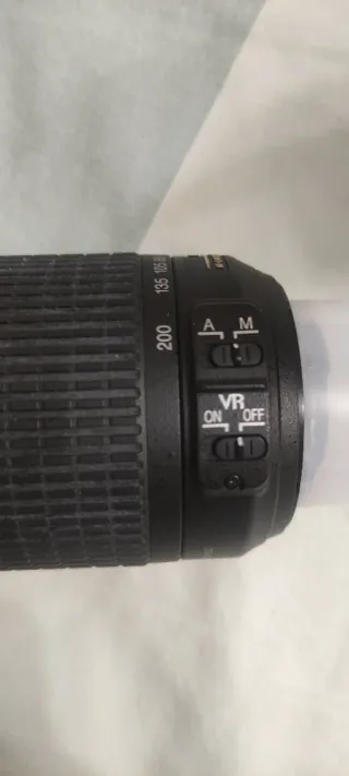 Objetivo Nikon AF-S Nikkor 55-200mm