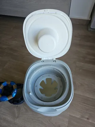 Papelera de pañales Tommee Tippee