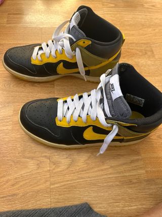 Zapatillas Nike Dunk High Negras y Amarillas